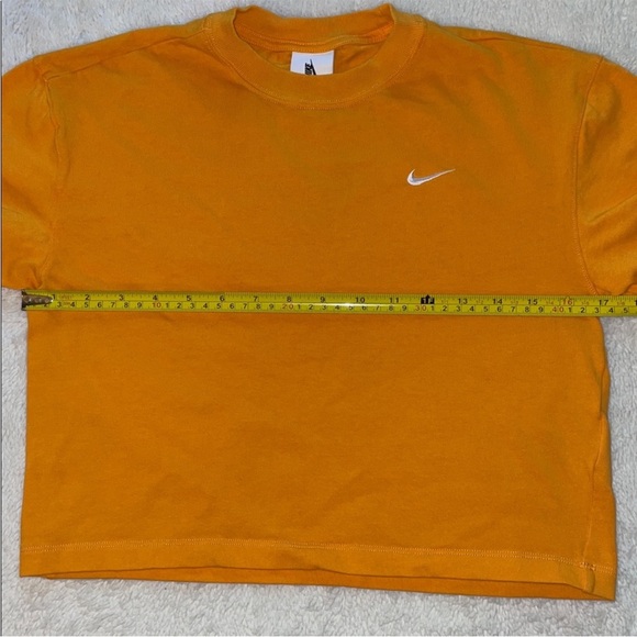Nike Women's Orange Cotton Crop Top - Picture 2 of 6